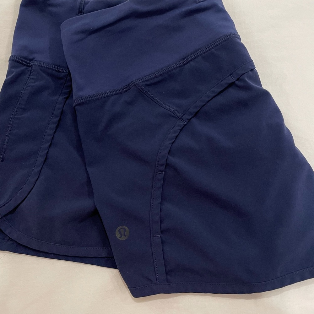 Lululemon Speed Up Shorts - Picture 2 of 9